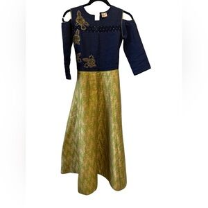 Little Nut Cold Shoulder Dress – Size 38 (US 2) – READ DESCRIPTION